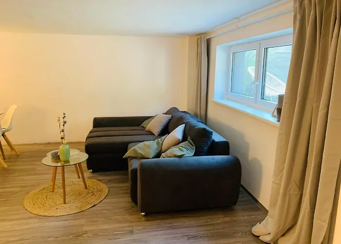 Schickes Apartment Mit Direkter Waldrandlage